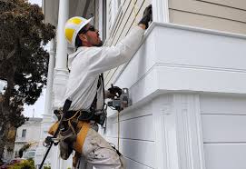 How To Choose The Right Materials for Your Siding Installation in 'Clovis, NM